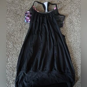 Lululemon top size 4